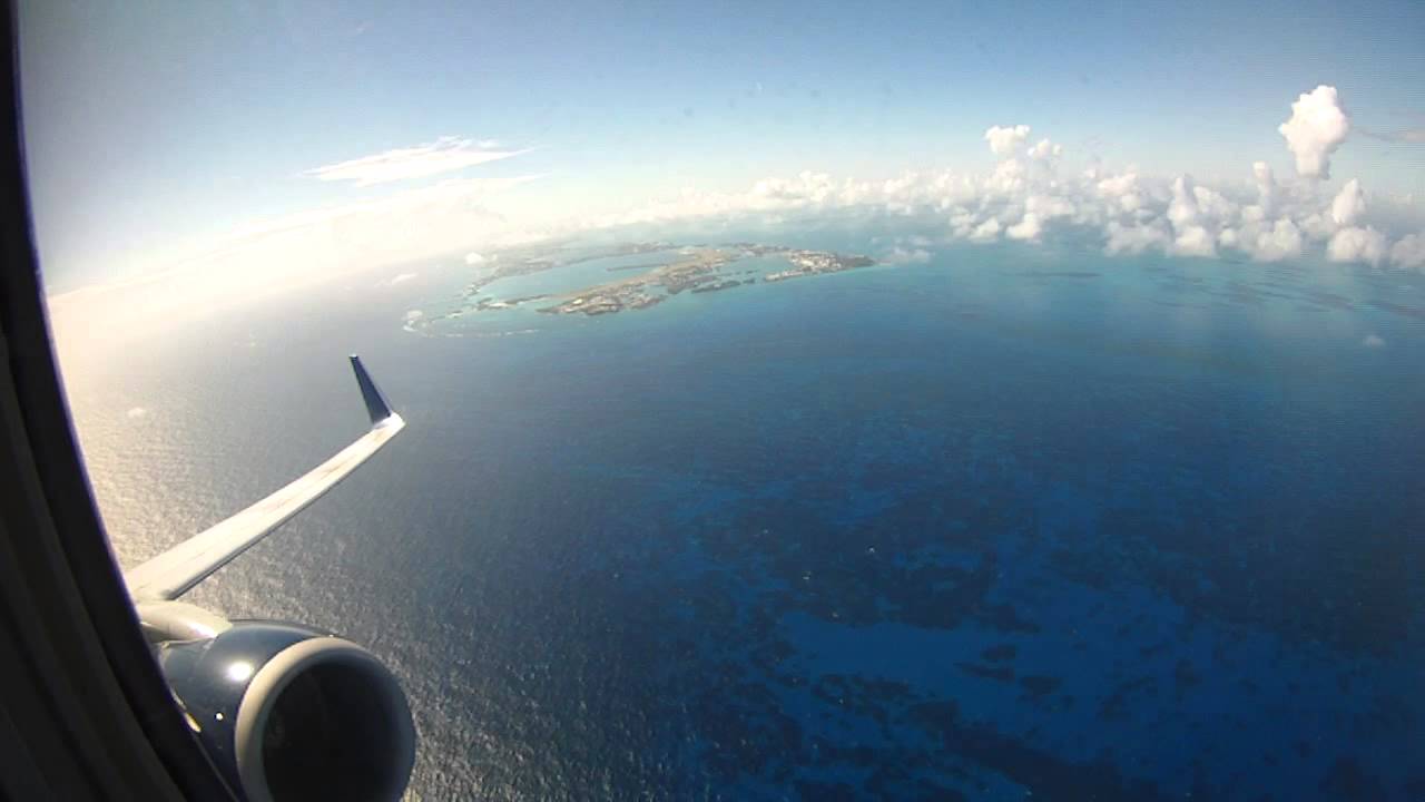 Bermuda Airport Take-off