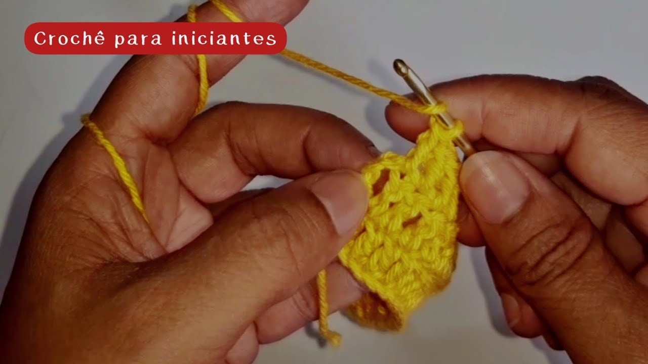 COMO FAZER QUADRADOS NO CROCHÊ PARA INICIANTES APÓS AS CORRENTINHAS | by Juci Souza