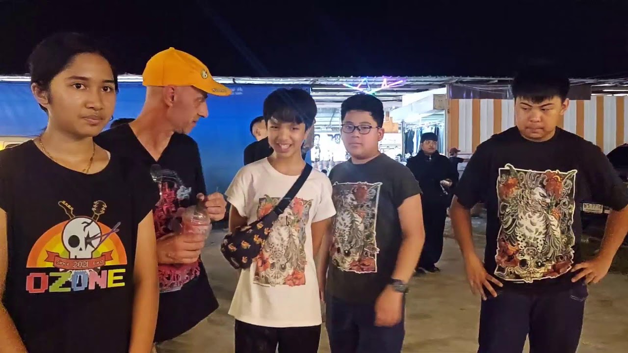 NeneRoyal and Ozoneband Streaming At Naka Night Market