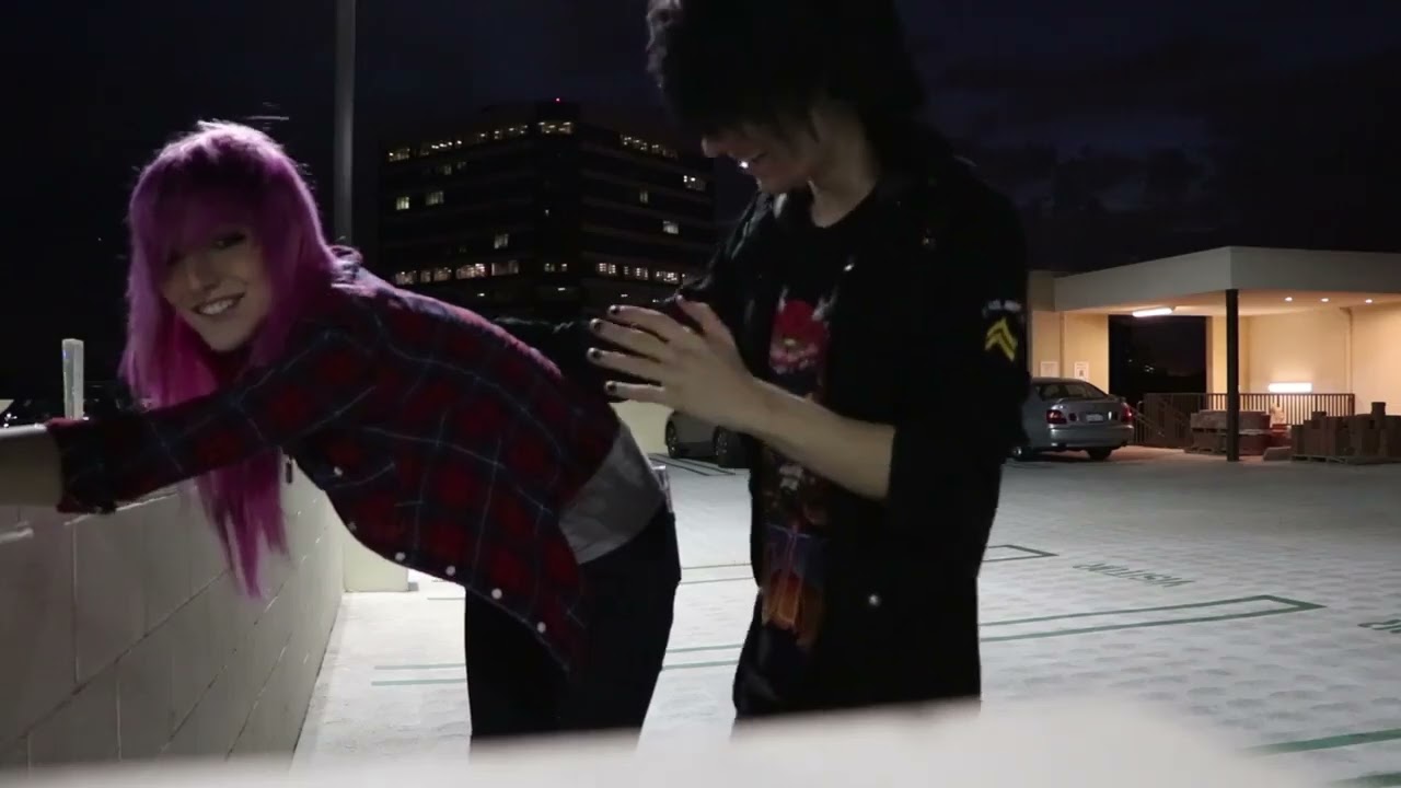 Johnnie Guilbert: Teaching My Girlfriend To Skateboard (Re-upload)