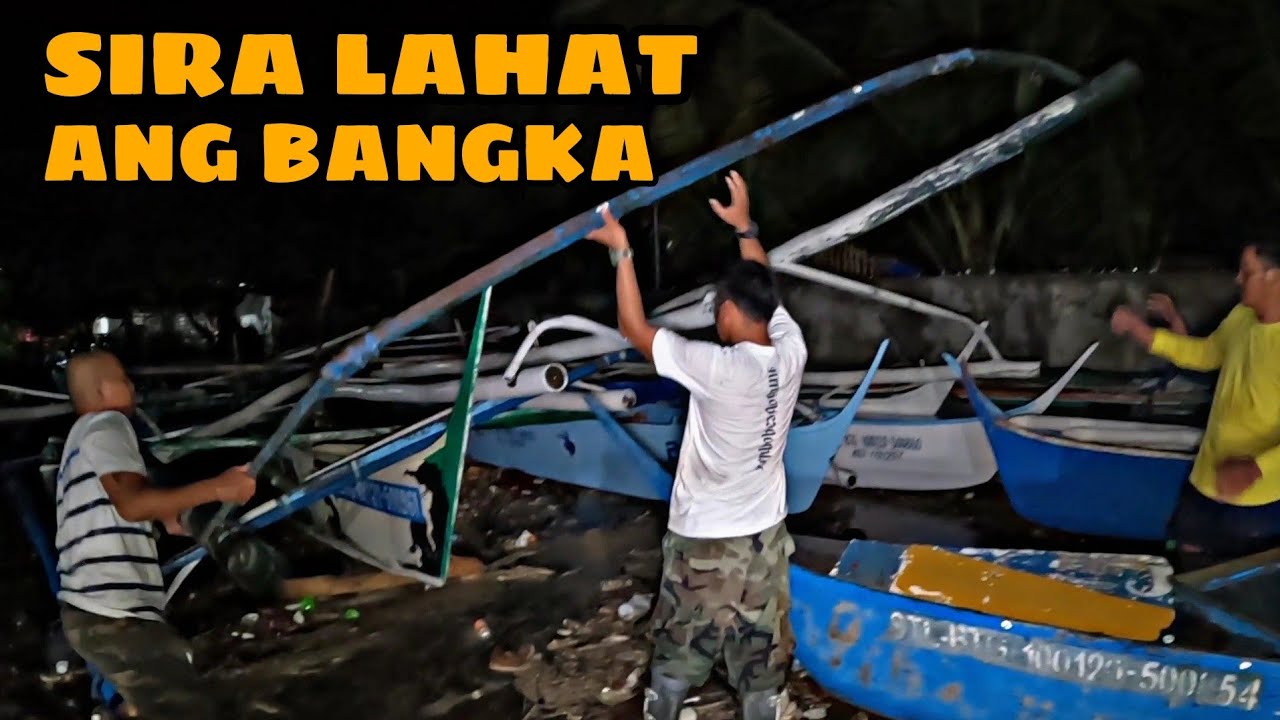 WINASAK NG MGA ALON ANG PARADAHAN NG MGA BANGKA