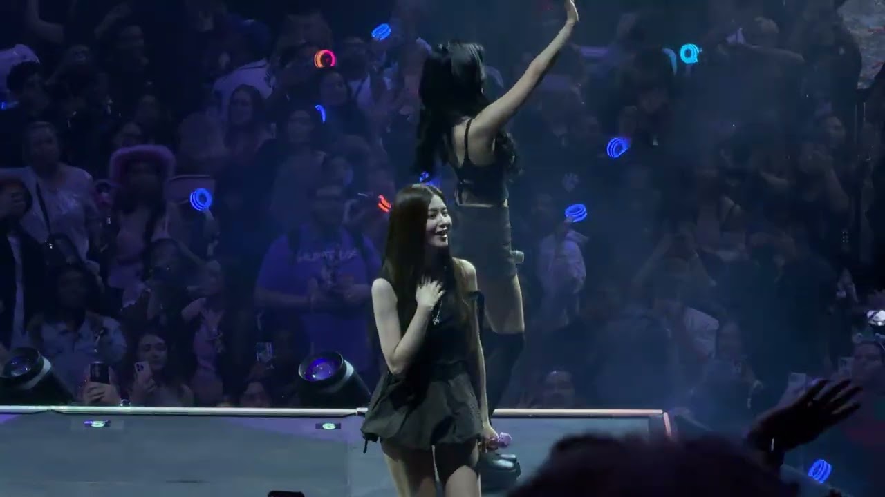 260227 TWICE - FEEL SPECIAL THIS IS FOR WORLD TOUR ATLANTA