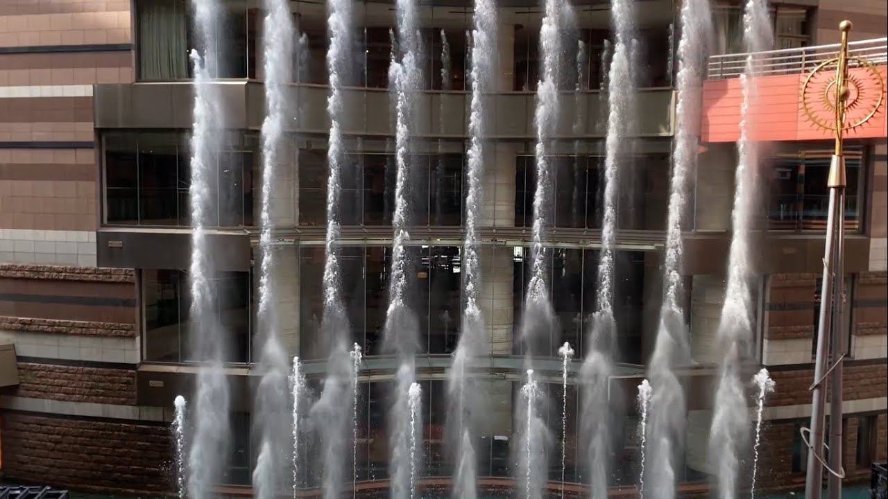 残響散歌　(Zankyosanka) Canal city Hakata fountain show 2F front #kimetsunoyaiba #zankyosanka