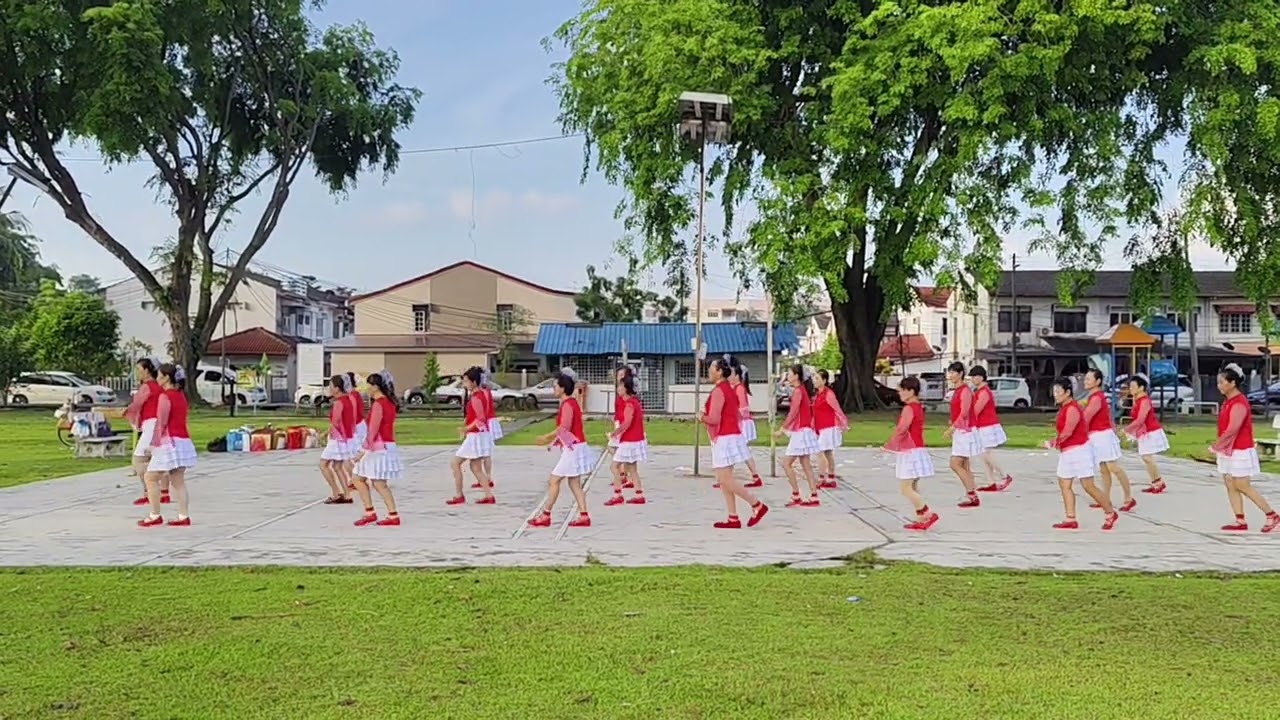 排舞：搀扶🌹编舞：Heru Tian 老师（Indonesia）🌹吧生小伶舞蹈班视频🌹