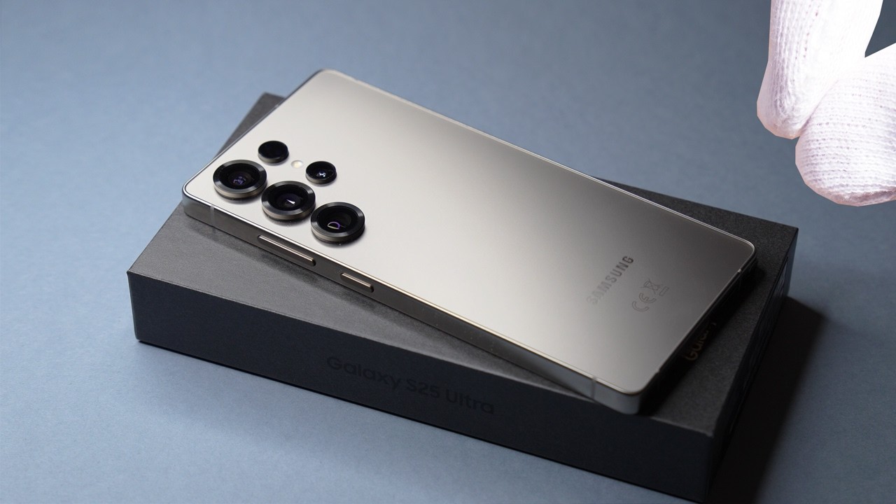 Galaxy S25 Ultra Unboxing -Titanium Gray