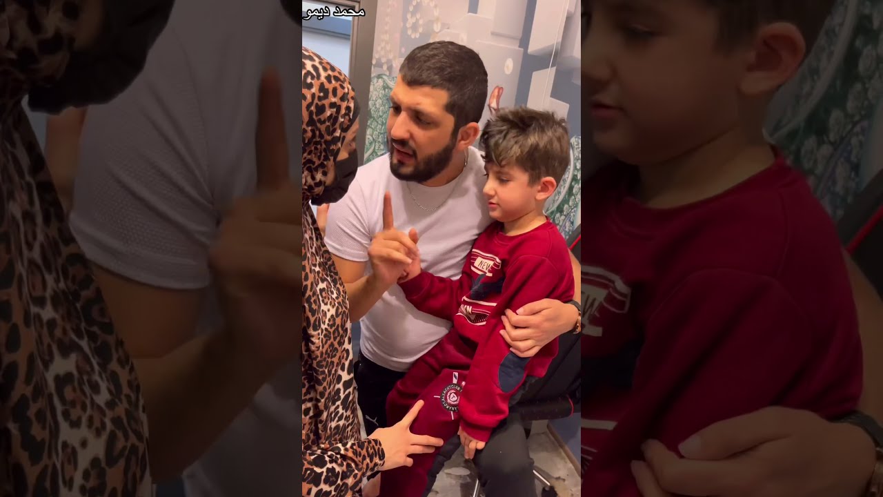 ولد صغير هرب من البيت لانو امو واوبوه بحبو اخوه الصغير اكتر منو وفرقو بين الاخوه؟ جوليا ومحمد ديمو