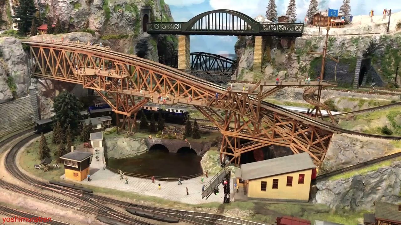 Maqueta H0 expuesta en el museo del ferrocarril de  Mataporquera Cantabria.