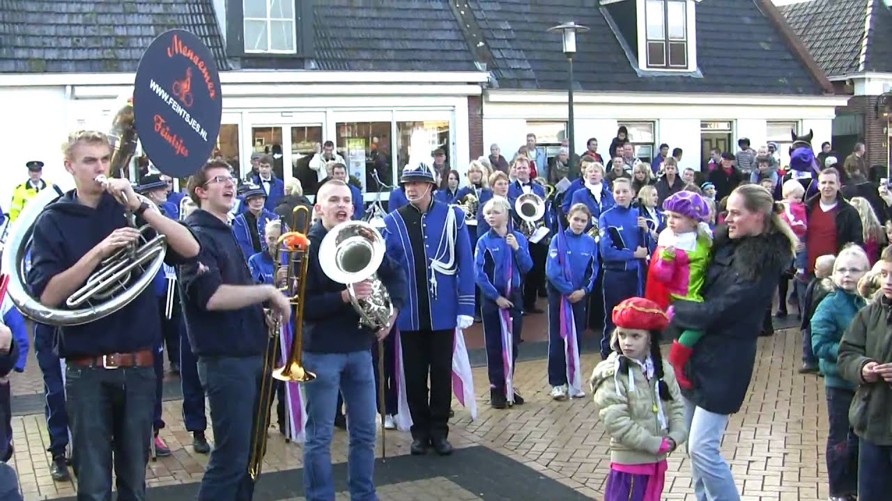 Intocht Sinterklaas Menaldum 2009.mpg