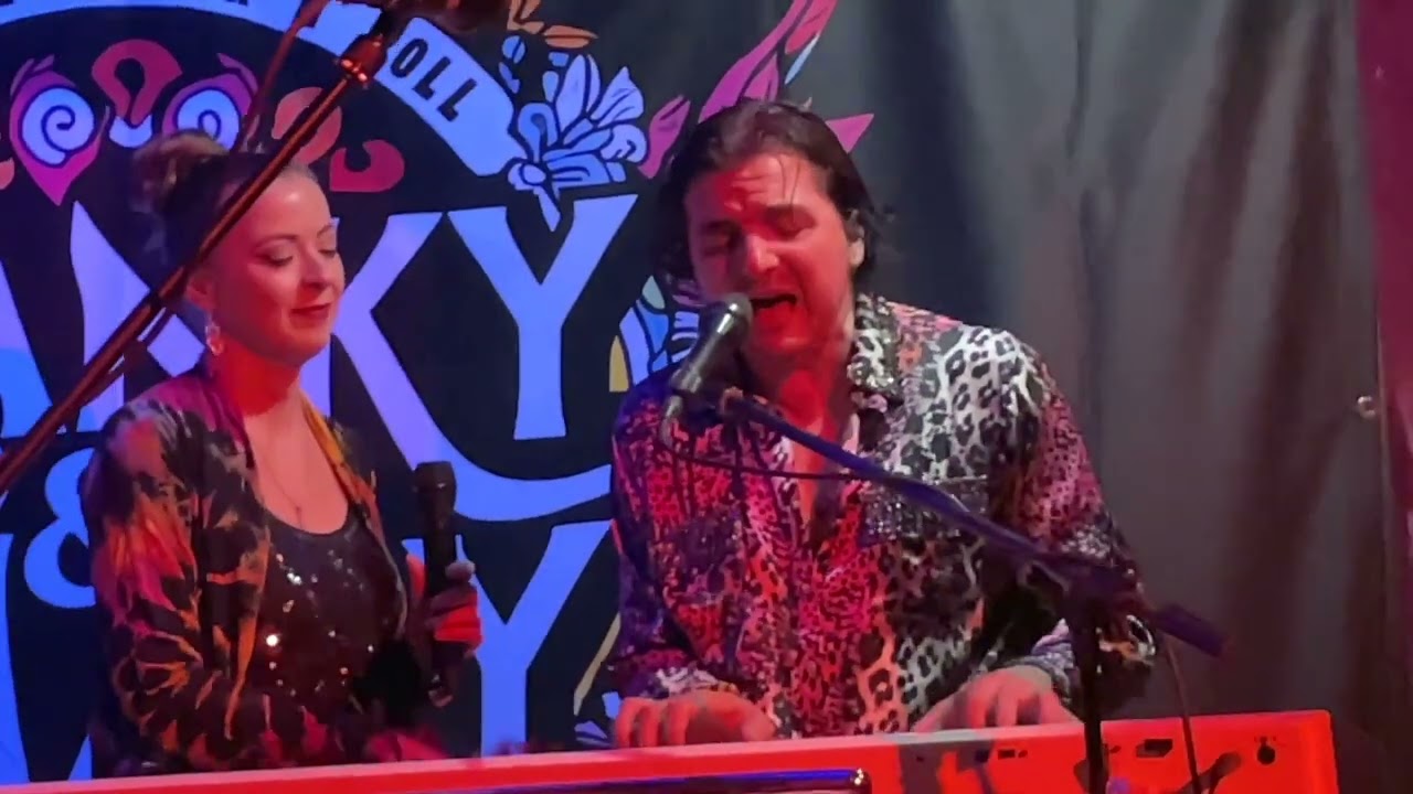 Franky & Mary Pschycodelic Pop Show (bits and pieces)