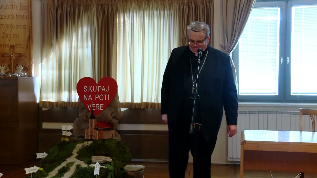 Katehetski simpozij: Življenjski prostor sodobnih katehezirancev, 1. del