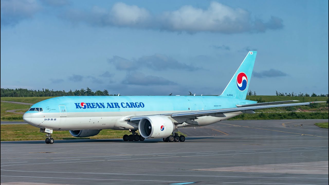 Plane Spotting at Halifax Stanfield International Airport (YHZ)