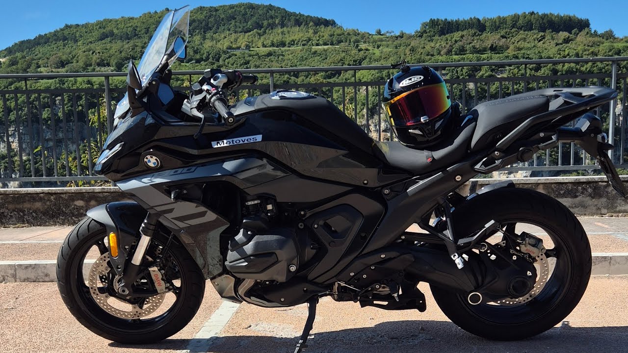 Bmw R1300 Rs Triple Black