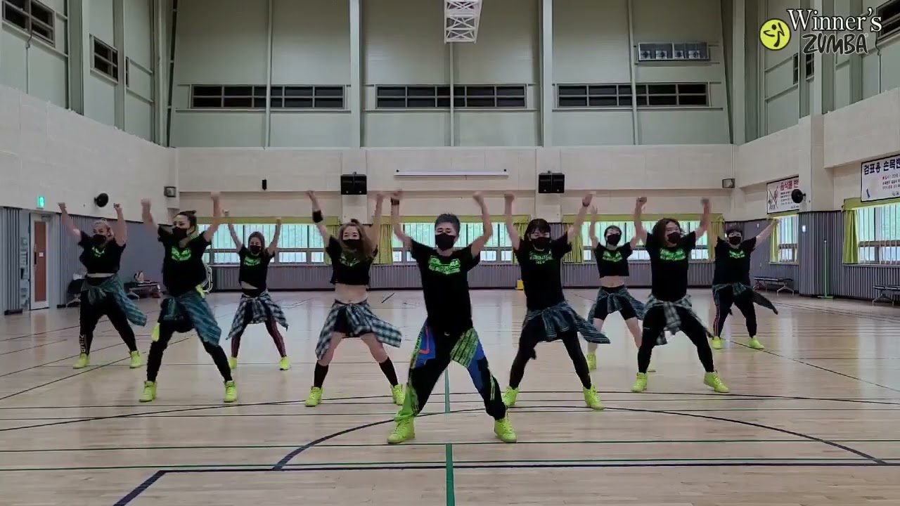 Winner's ZUMBA / Montaña Solitaria (Carlos Vives, ChocQuibTown)/Choreo by Winner 정소진 /With Eco Team