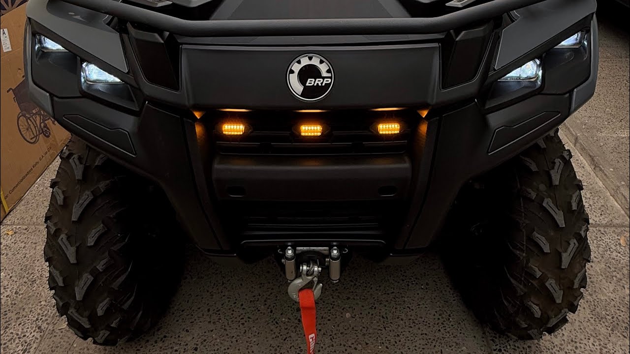 Nuevas luces a la Can Am outlander 500