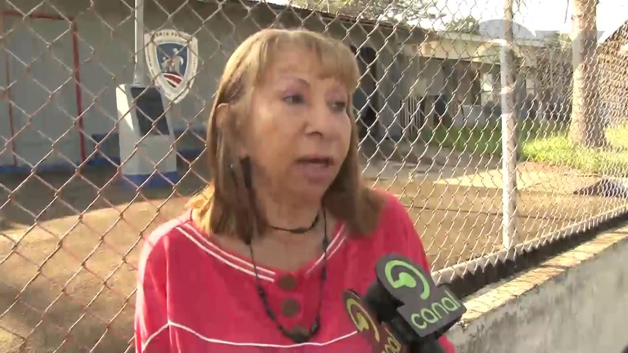 HOY   Huelga escuela turr&uacute;cares.