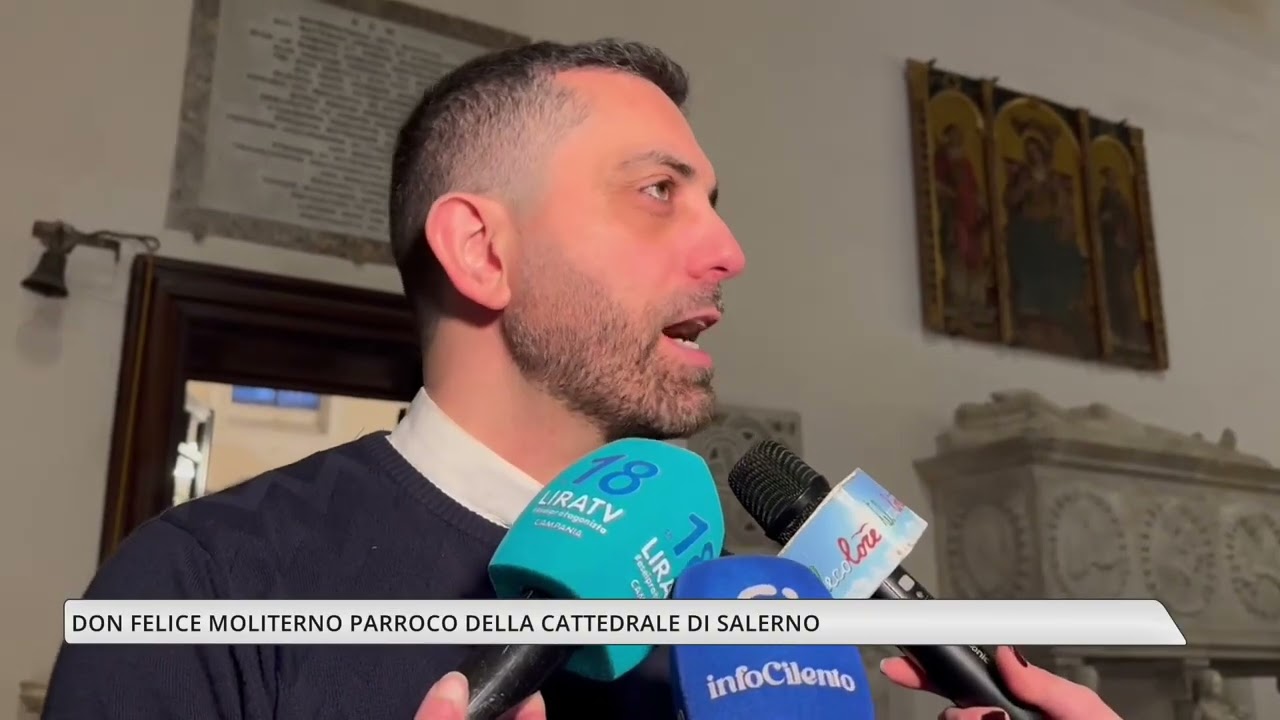 Salerno, Duomo gremito per l'ultimo saluto a Monsignor Gerardo Pierro