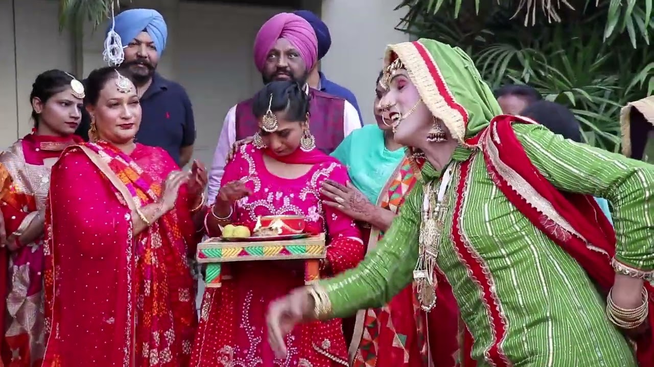 ਦੇਖੋ ਲਾਡਲੀ ਧੀ ਦੇ ਬਾਬਲ ਨੇ ਕਿਵੇਂ ਸ਼ਗਨ ਮਨਾਏ                         ☎️ :+919872148170 and +918196090270