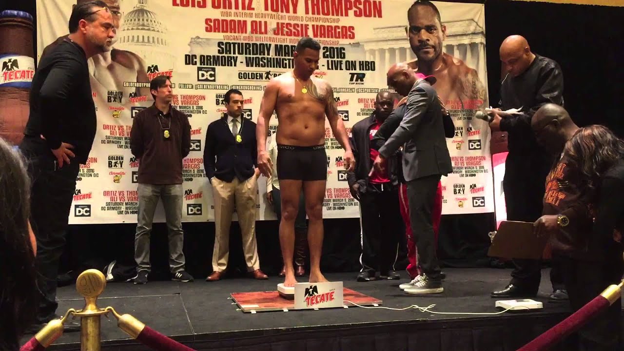 FACE OFF D'Mitrius Ballard Vs Leosvy Mayedo WEIGH IN