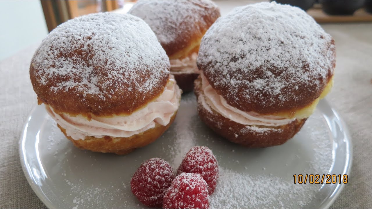 Faschingskrapfen (Berliner) mit Himbeersahne