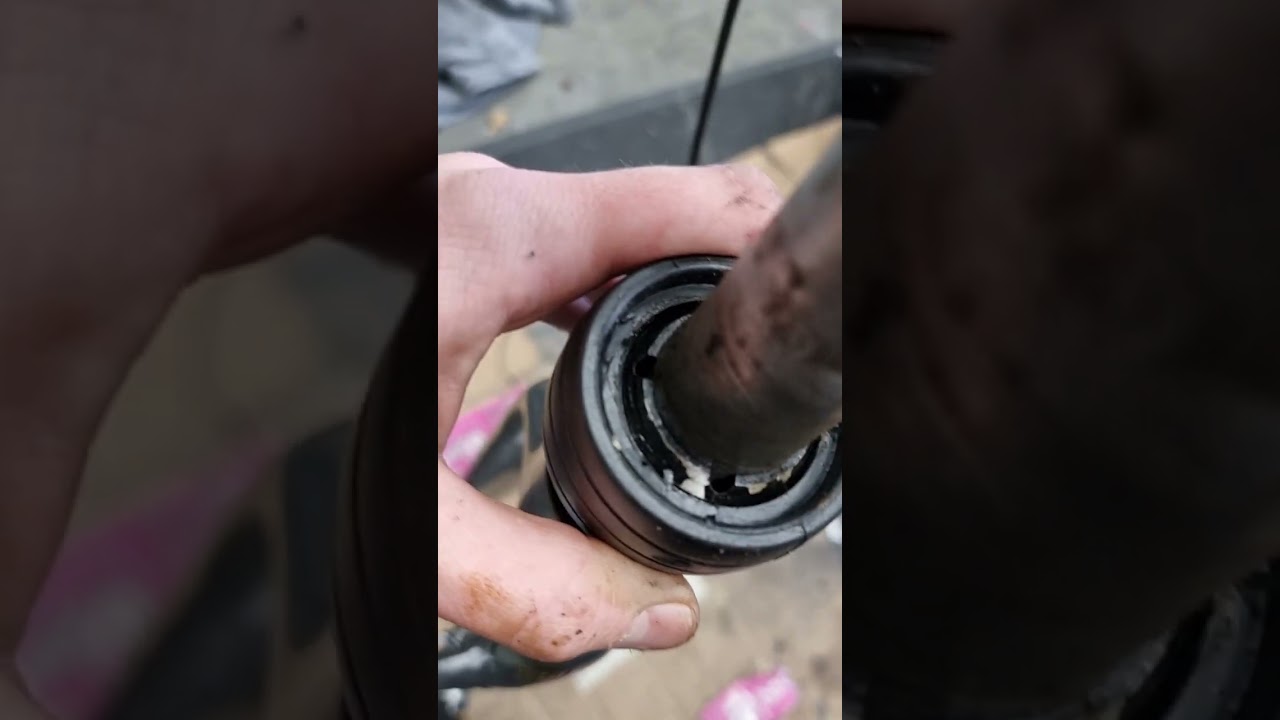 Koga Feathershock geveerde voorvork: Rubber vervangen / Kabel vervangen