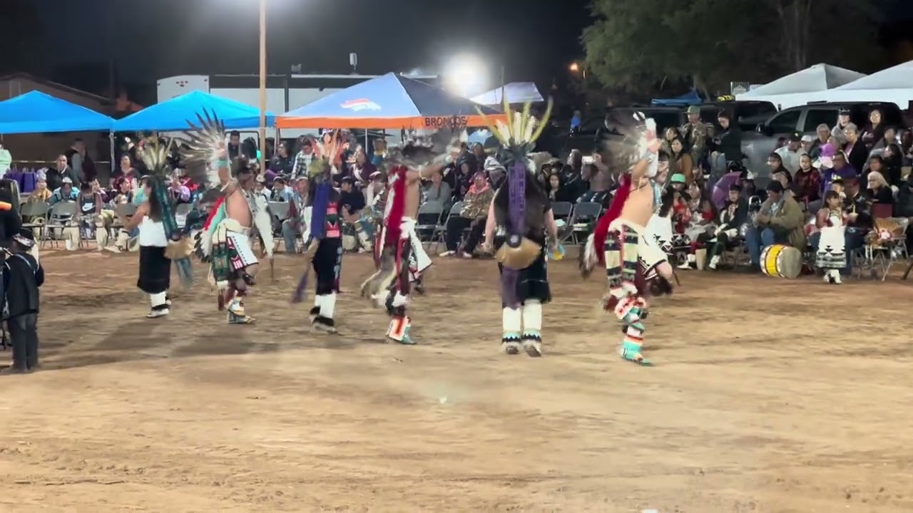 A:shiwi Odi:kwe dance group Zuni 2023 fair
