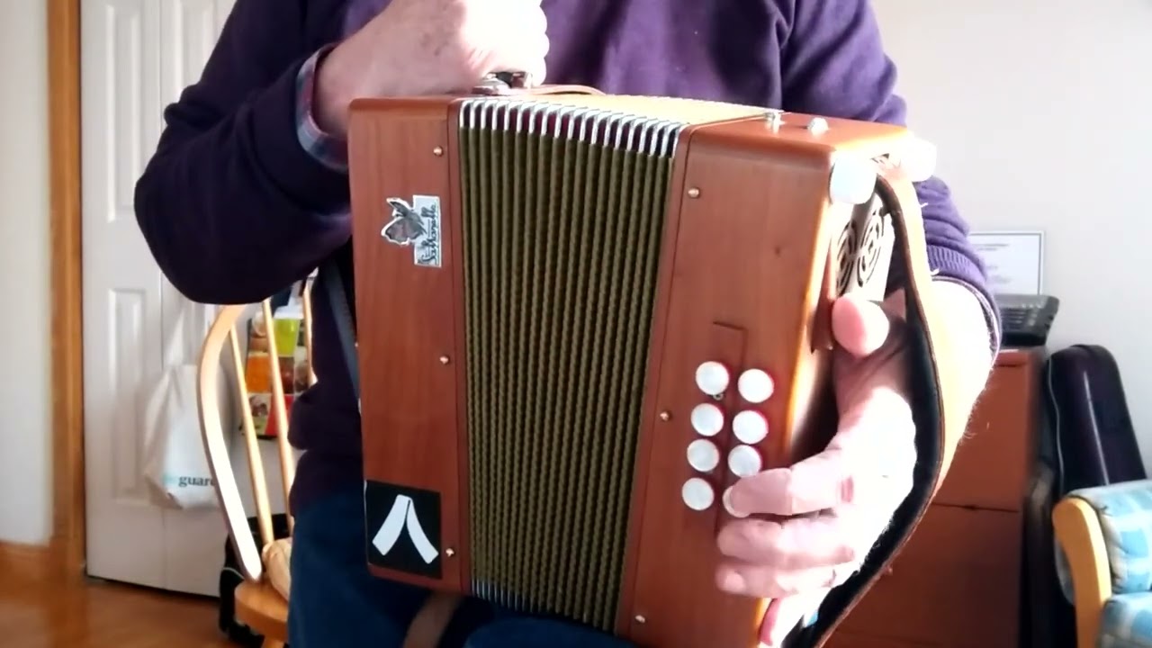 Sweet Jenny Jones: tutorial (with basses) for C#/D accordion