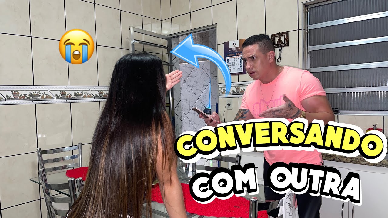 ELA PEGOU EU NO FLAGRA 😱