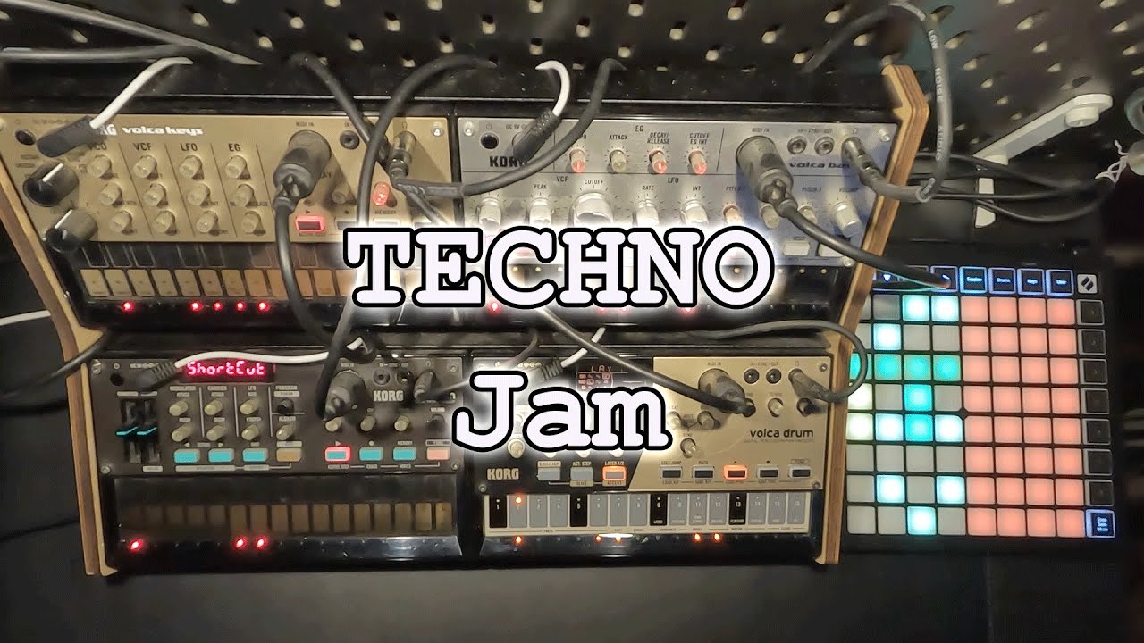 Dark Techno Synth Jam | Live Korg Volca Performance