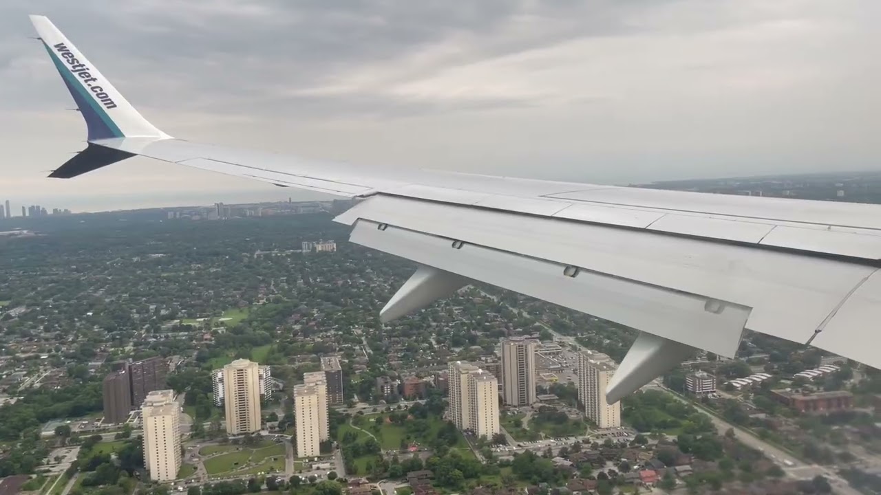 Landing into Toronto Ontario Pearson International Airport 