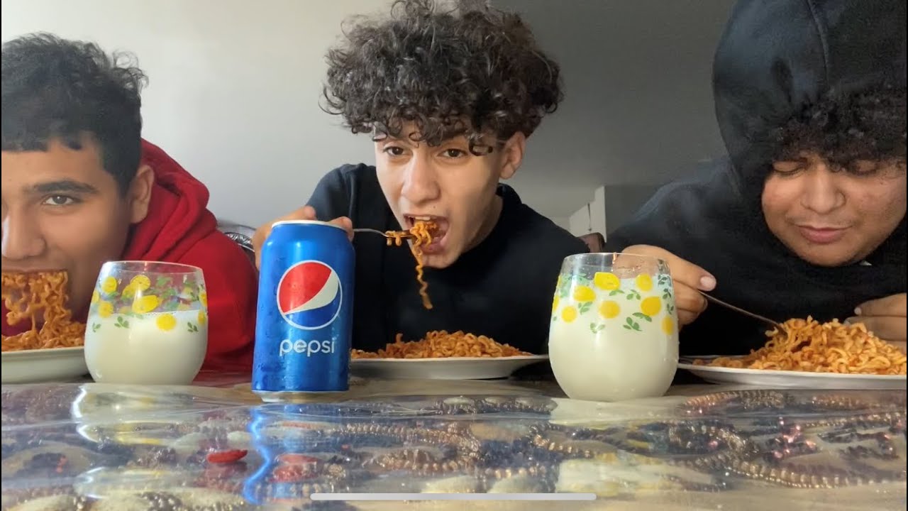 Spicy noodle challenge with friends🥵🥵🥵