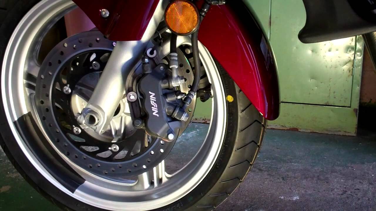 NT700V Front Wheel Replace