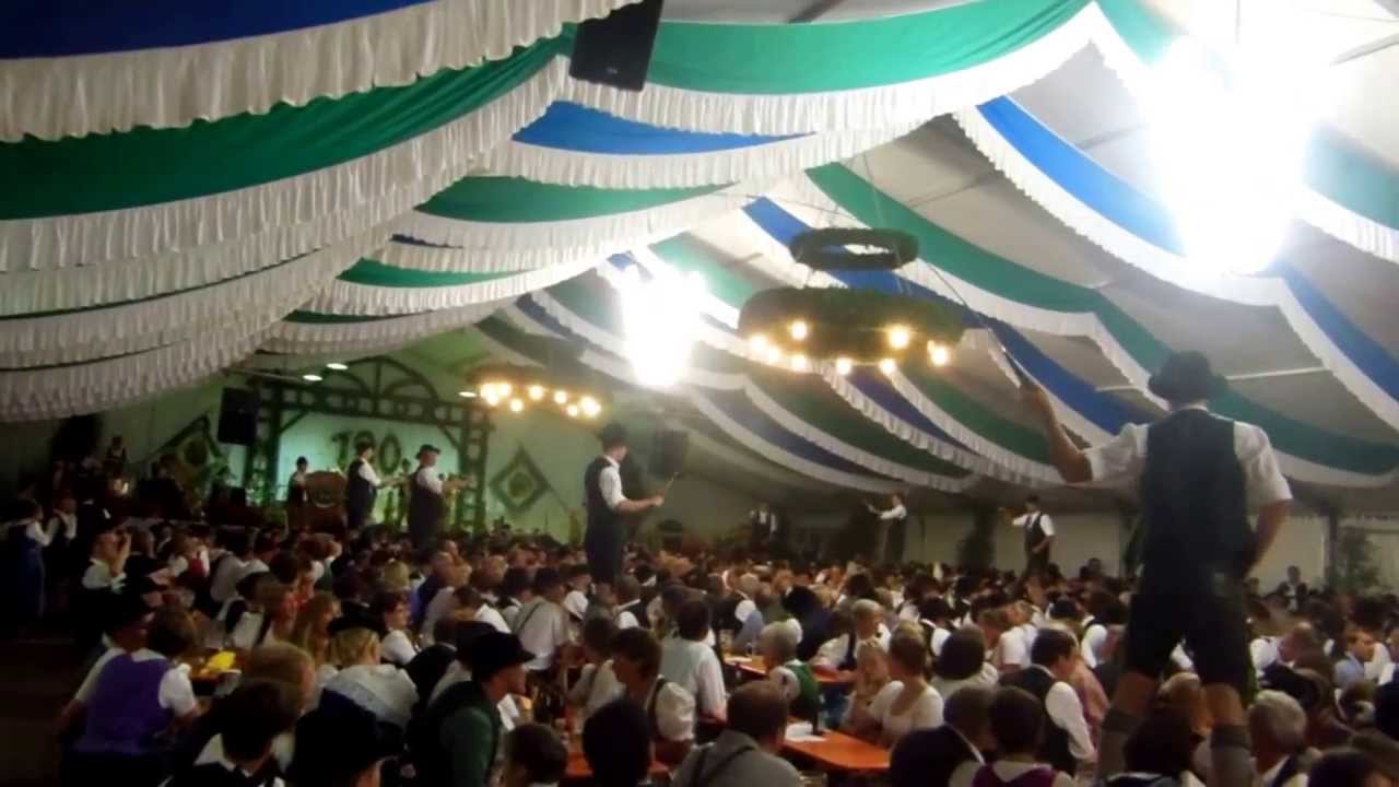 Goaßlschnalzer beim Jubiläumsabend zum 130. Gründungsfest "Broatnstoana" Fischbachau