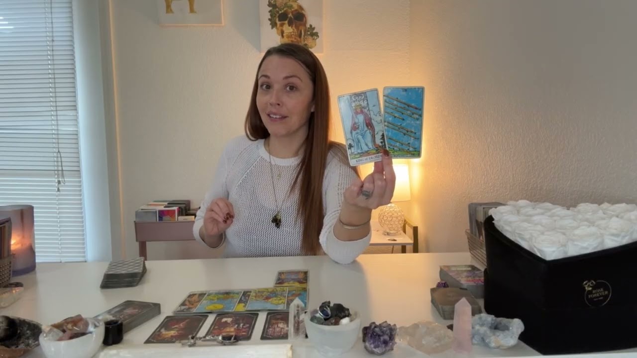 ЛЕВ ♌️ Существует энергия третьей стороны, которая напрямую влияет на вашу с ними связь...