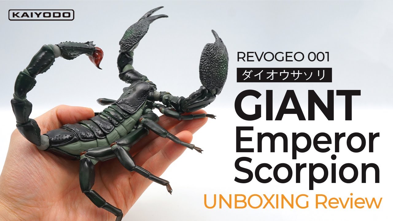 Giant Emperor Scorpion Action Figure (REVOGEO)