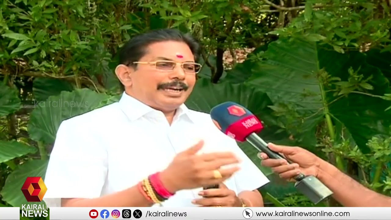 'കൊടിമരത്തെക്കുറിച്ചറിയുന്ന 2പേരെയുള്ളൂ: കണ്ഠര് രാജീവര് തന്ത്രിക്ക് അവകാശപ്പെട്ടതാണെന്നാണ് പറഞ്ഞത്'