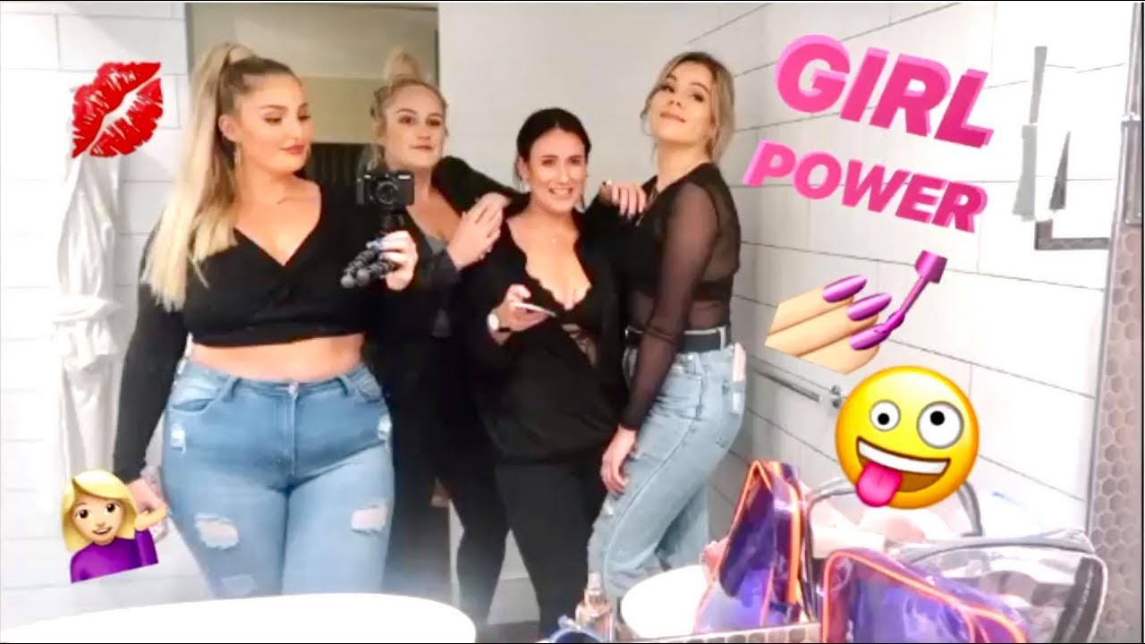 GIRLS WEEKEND + LIP TATTOO