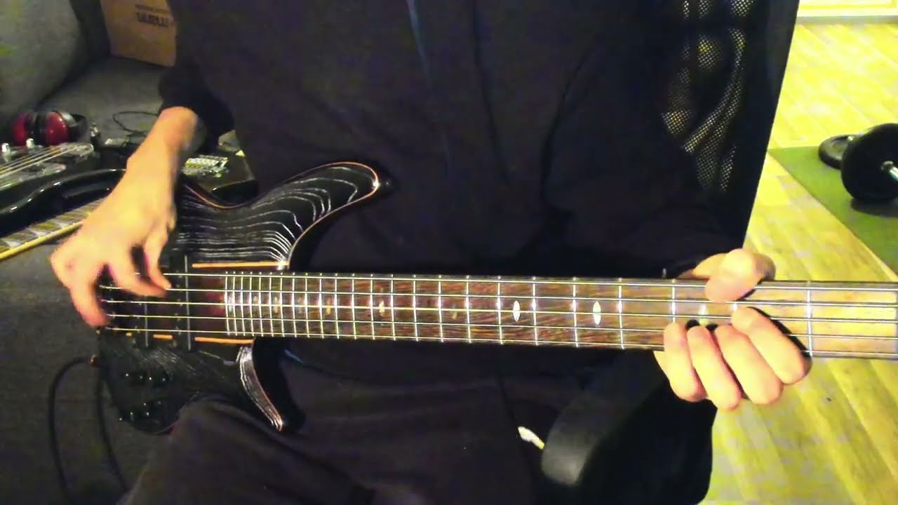 Stratovarius - Hunting High And Low (Bass Cover)