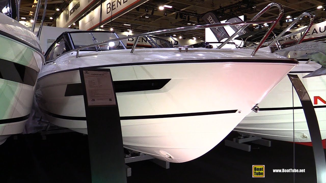 2017 Parker 690 Day Cruiser - Walkaround - 2016 Salon Nautique Paris