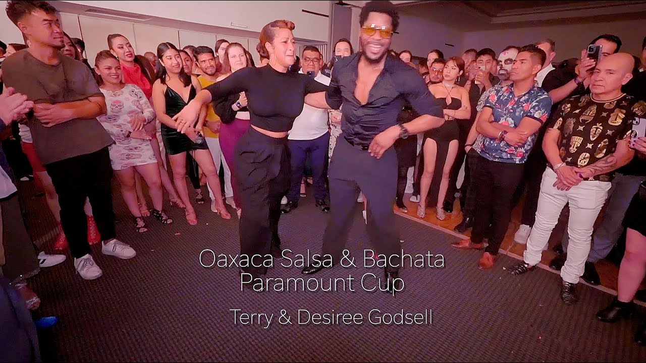 Bailando Salsa: Terry SalsAlianza y Desiree Godsell en Oaxaca Salsa y Bachata Paramount Cup