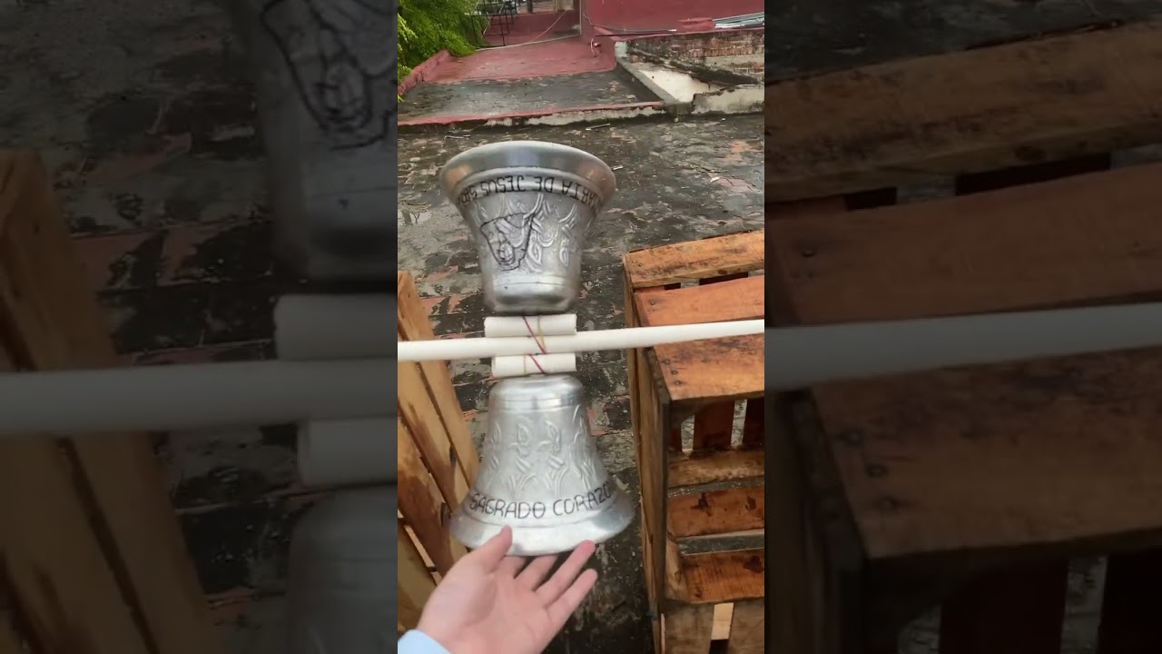 Serie de campanas del campanario de @OscarAntonioUrz&uacute;avenegas y @luisdavidurzua7535 #campanas