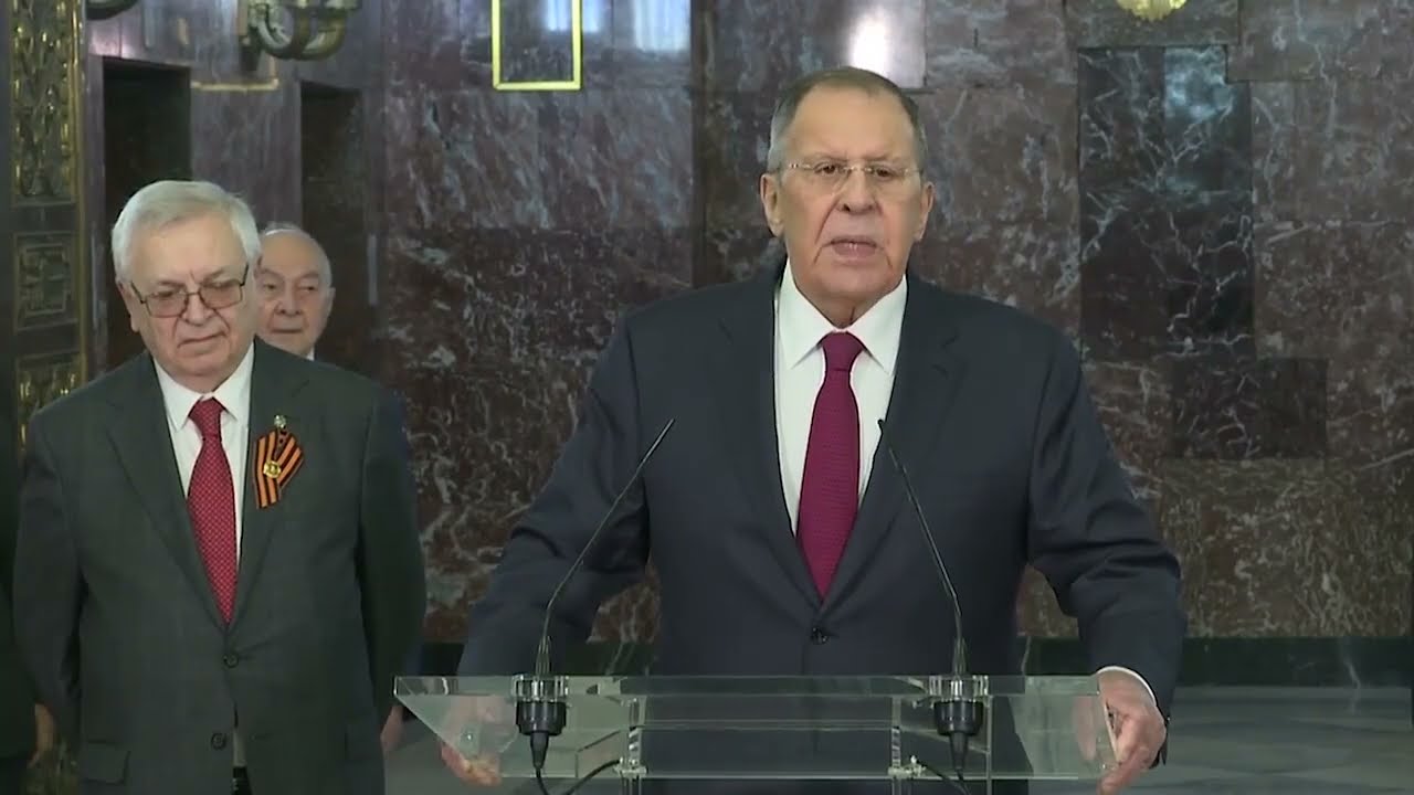Speech by Sergey Lavrov during the wreath-laying ceremony at the memorial plaques in the building...