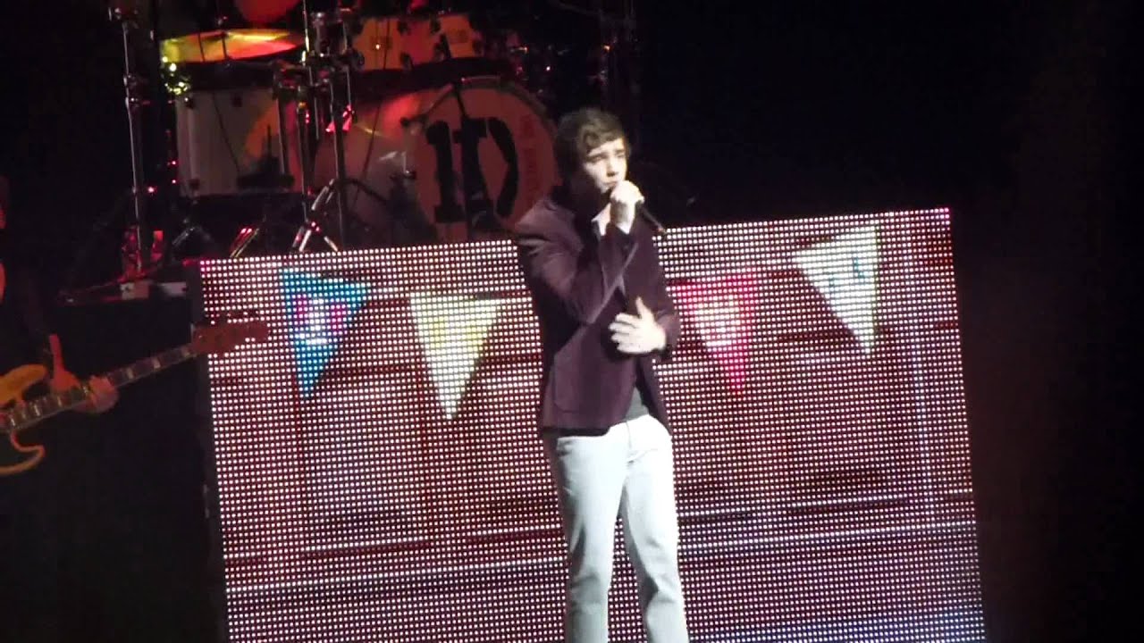 gotta be you - one direction - birmingham [HD]