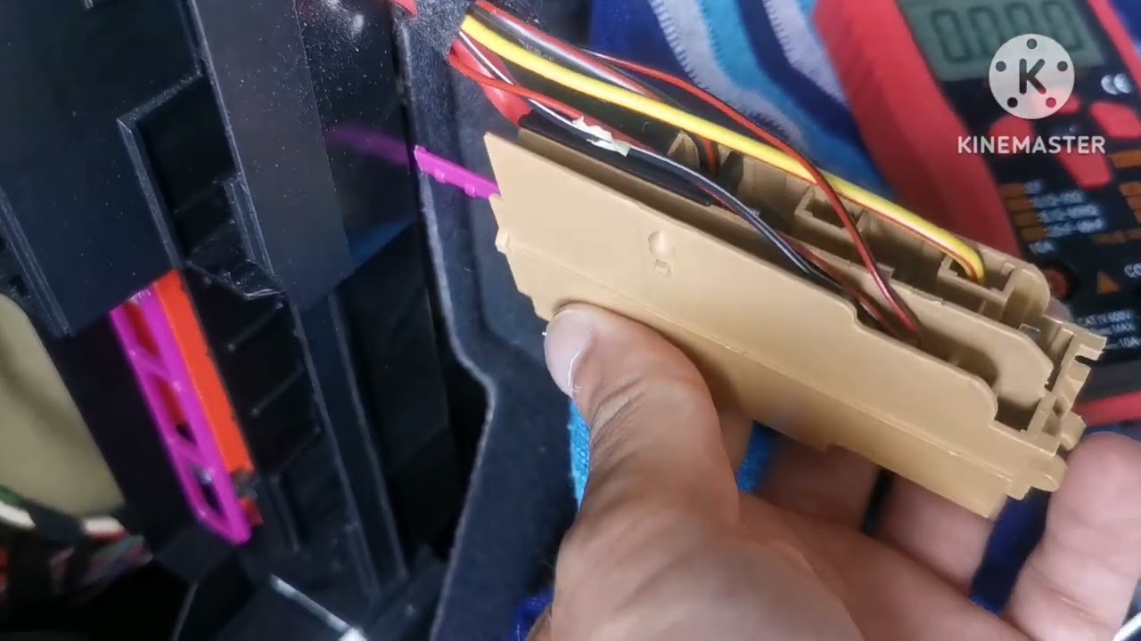 Audi A 4 B9 2017 Retrofit reverse camera full video
