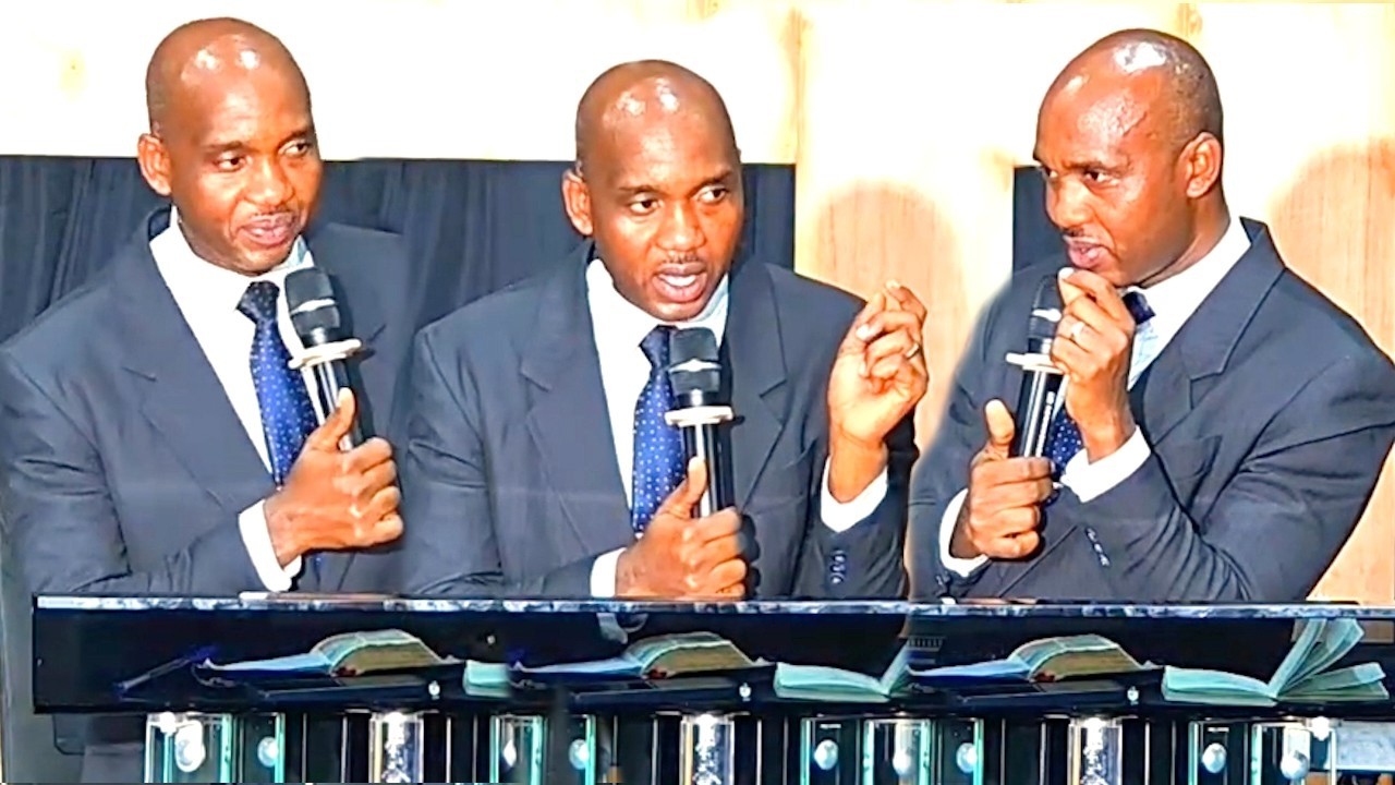 NABUZE ABANA IMYAKA 5😍 NI YESU WAMPAYE ABANA👌HARUWAVUZE NGO KWARUNAKA NIBABYARA NZABA NDI IMBWA.