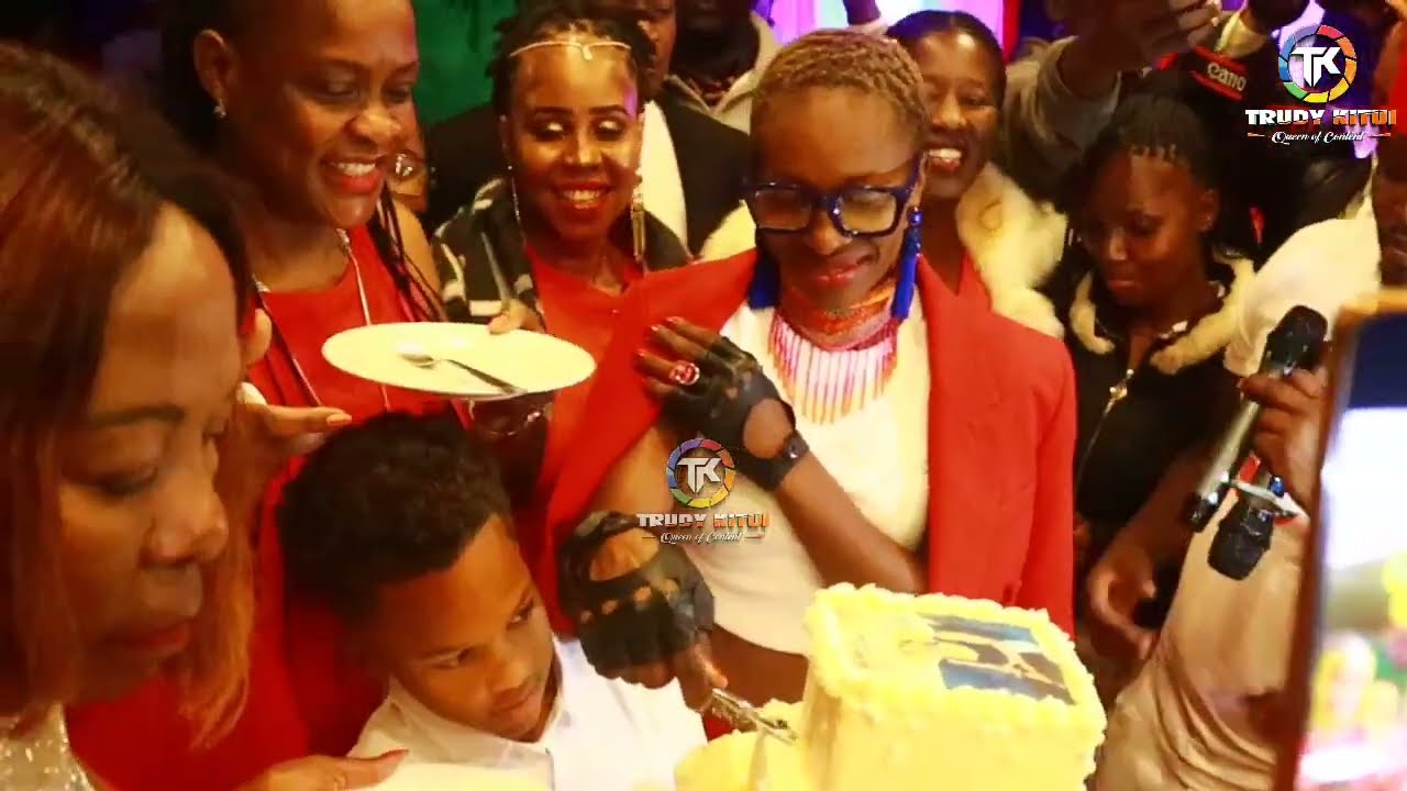 NYAKO  GET'S EMOTIONAL AS TIKTOKERS GIFTS HER 3M ON HER BIRTHDAY  😱😱
