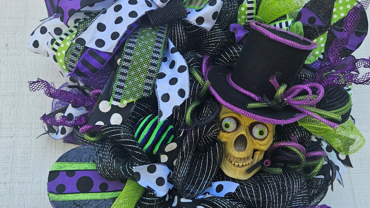 Halloween! Extra Large! 21 inch mesh. Lots of add ons. #wreaths #skulls #bows  #doordecor  #foryou