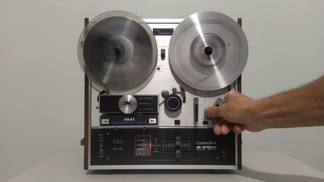 AKAI X-200D Tape Deck de Rolo (1970)