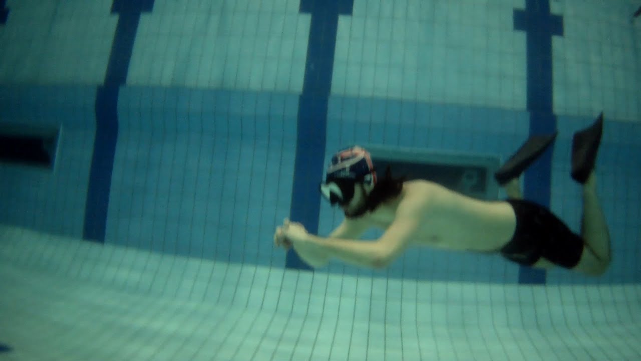 CPS 5 bumped into divers (onboard video only!)