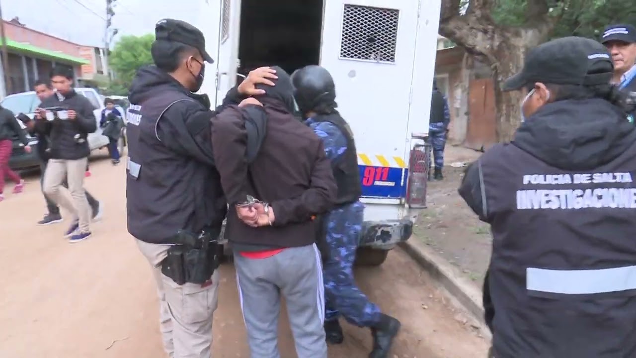 Esta mañana se produjeron varios allanamientos en Villa Floresta por robos a camiones en la zona