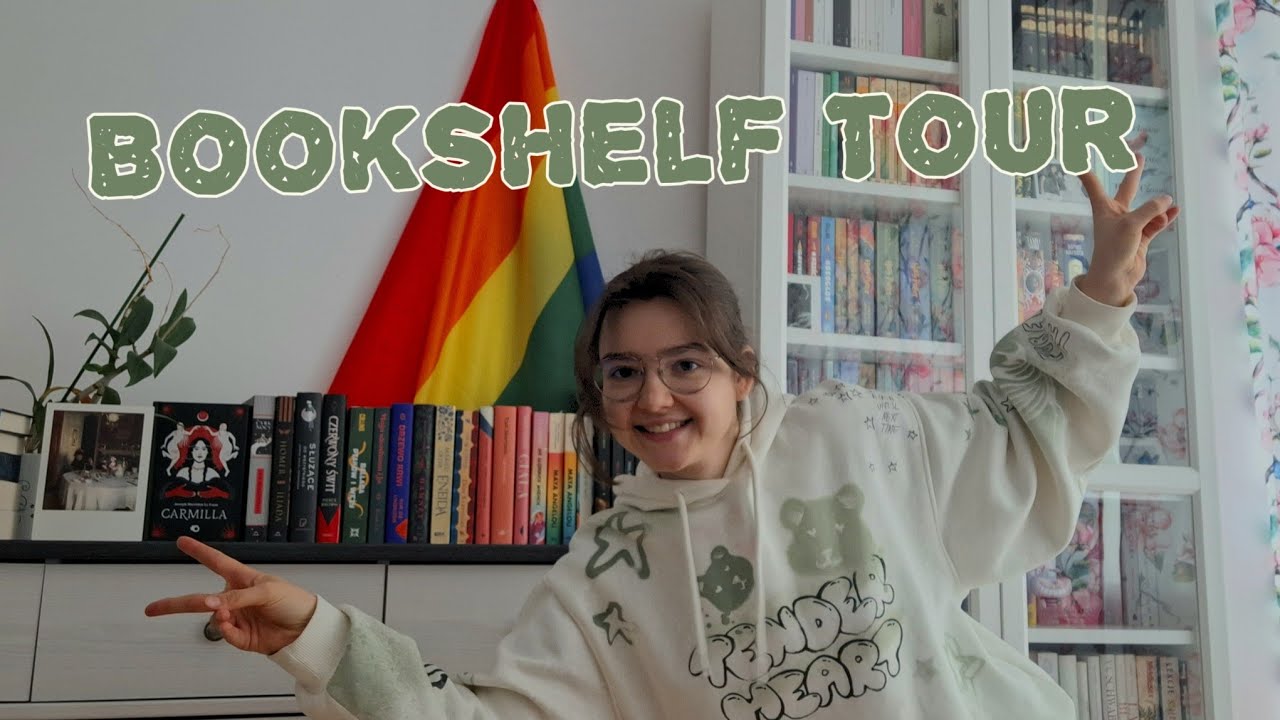 Bookshelf tour